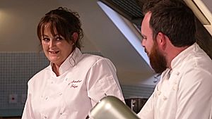 Richard Holt: Yr Academi Felys -2