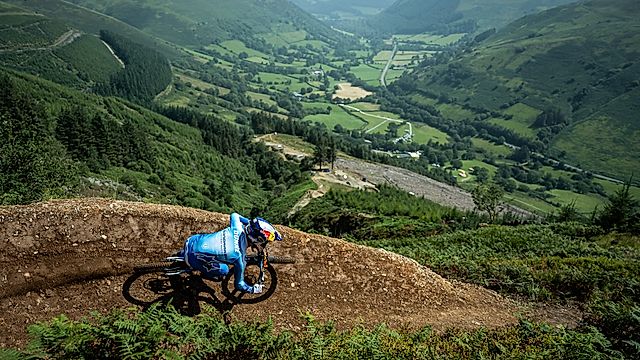 Beicio Mynydd Redbull Hardline