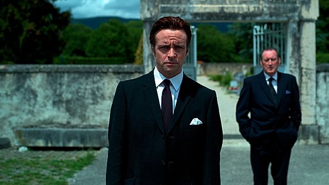 Burton: Y Gyfrinach?