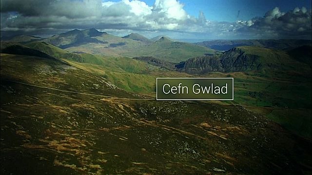 Ian a Rhiannon Llwyndiriaid