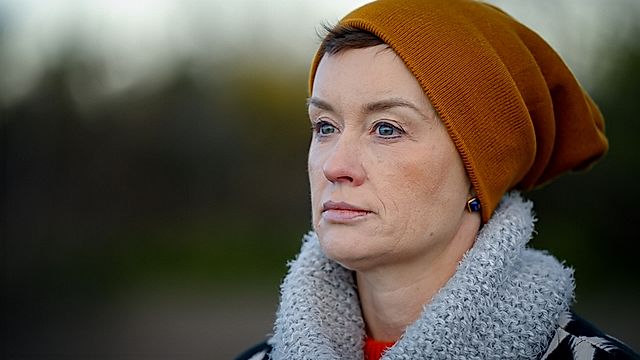 Maxine Hughes Canser: Ar Ba Gost?