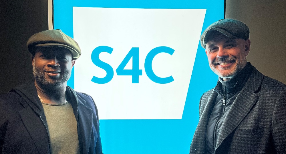 ​S4C yn lansio tair bwrsariaeth newydd i gefnogi talent ddarlledu Cymraeg