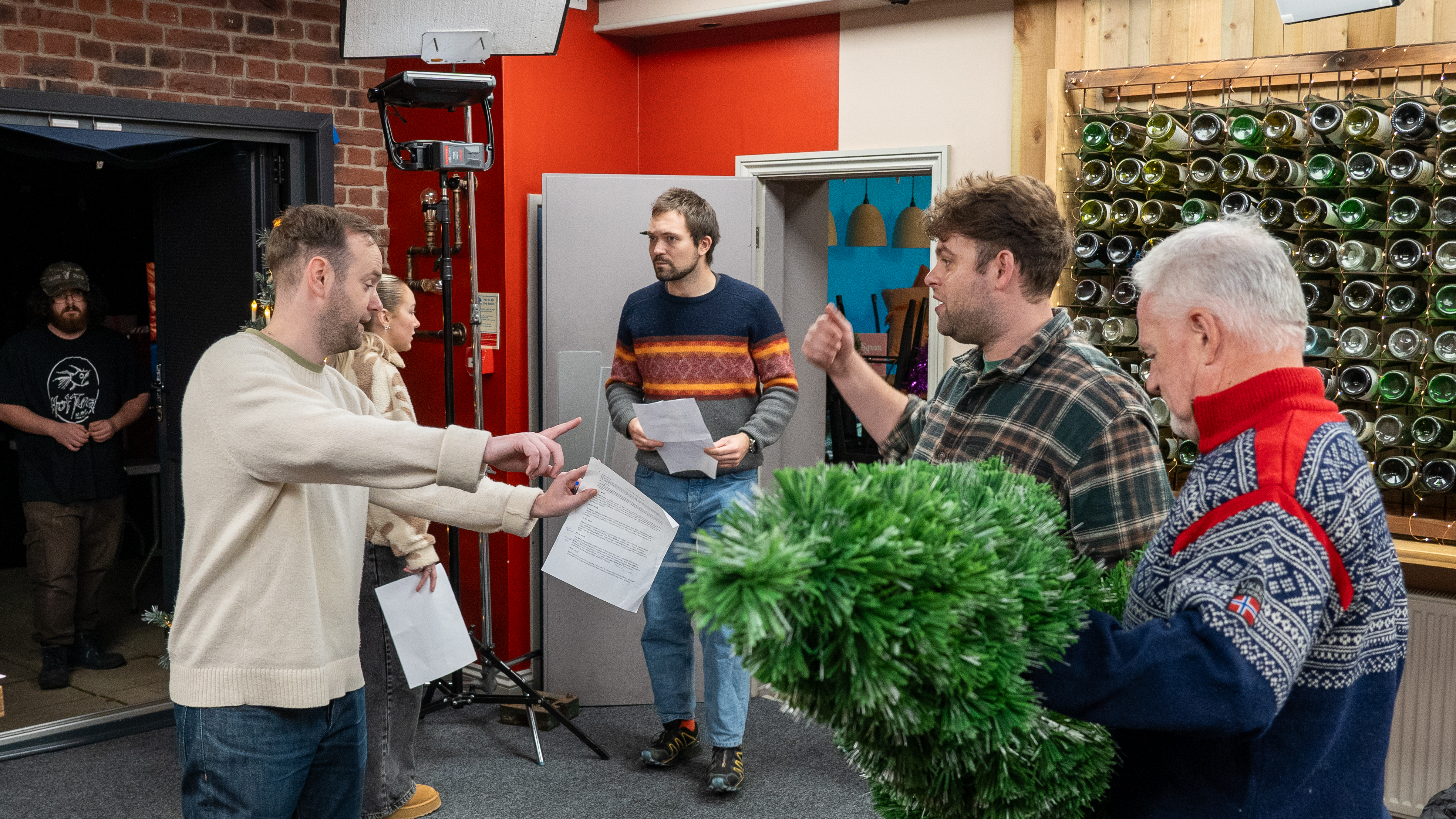 Development opportunity for aspiring TV writers to celebrate Rownd a Rownd’s 30th anniversary